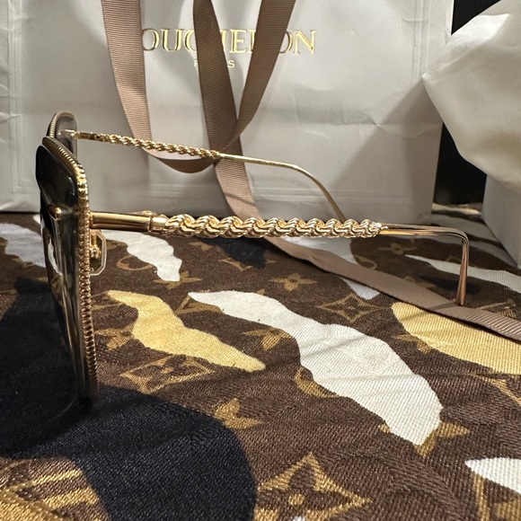 BOUCHERON gold plated sunglasses - Picture 7 of 11